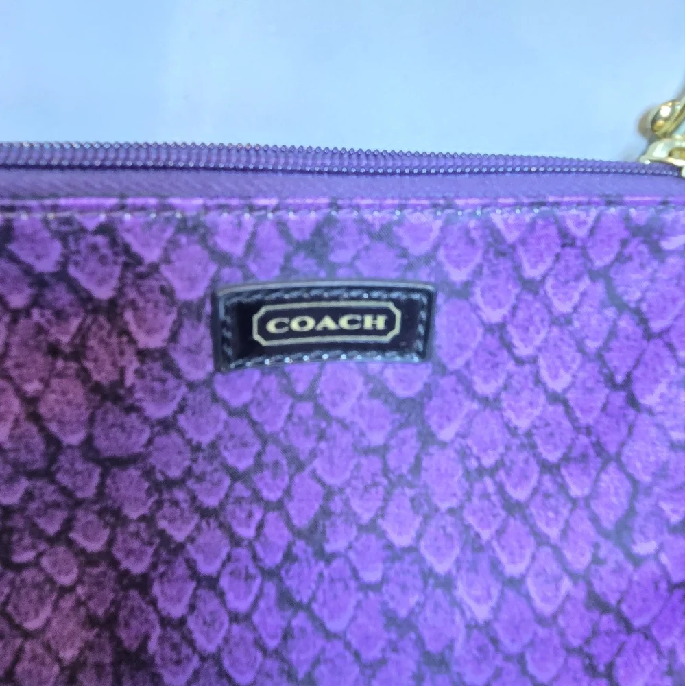 Coach Purple Quilted‎ Wristlet Clutch - Picture 2 of 8